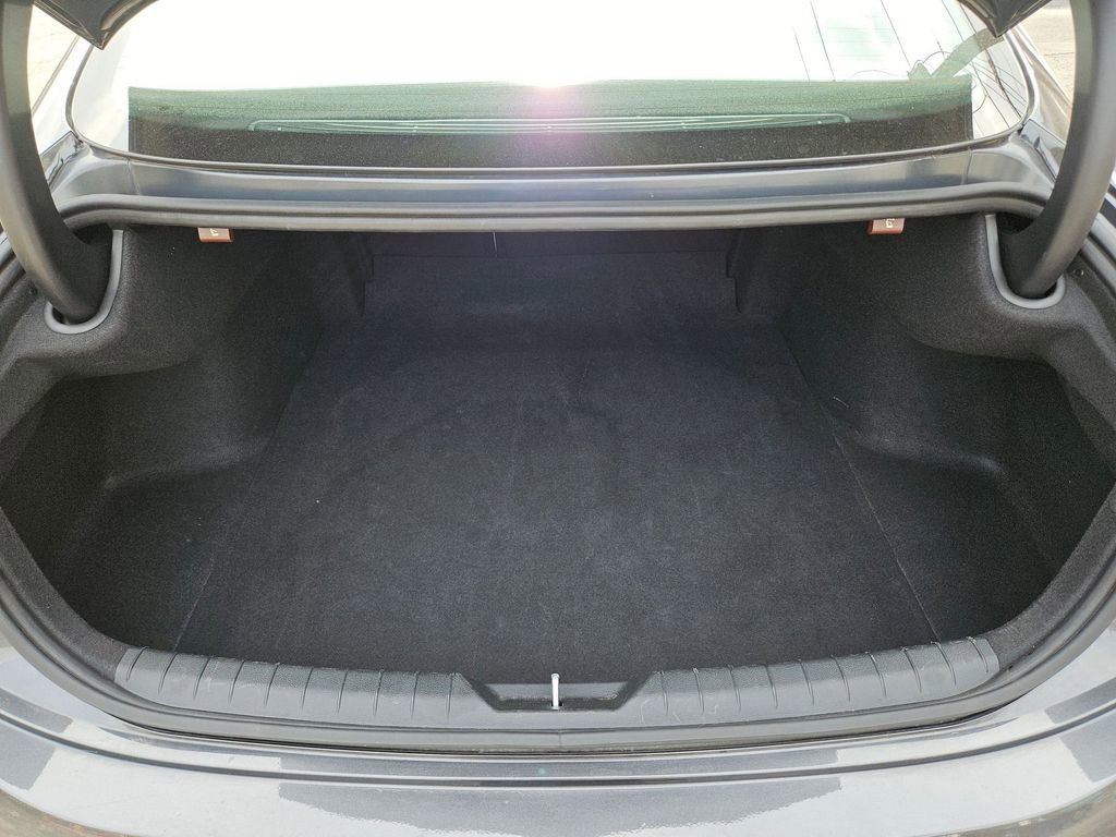 Used 2025 Hyundai Sonata SEL FWD image 27