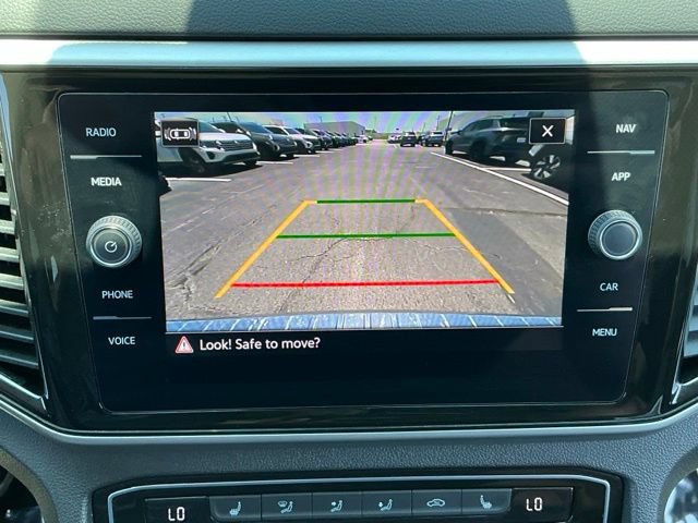 Certified 2023 Volkswagen Atlas SEL R-Line AWD/4WD image 27