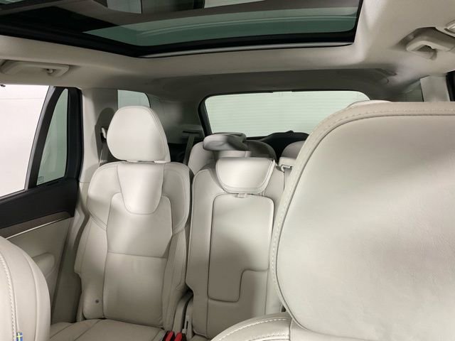 Certified 2023 Volvo XC90 B6 Ultimate w/ Protection Package Premier image 31