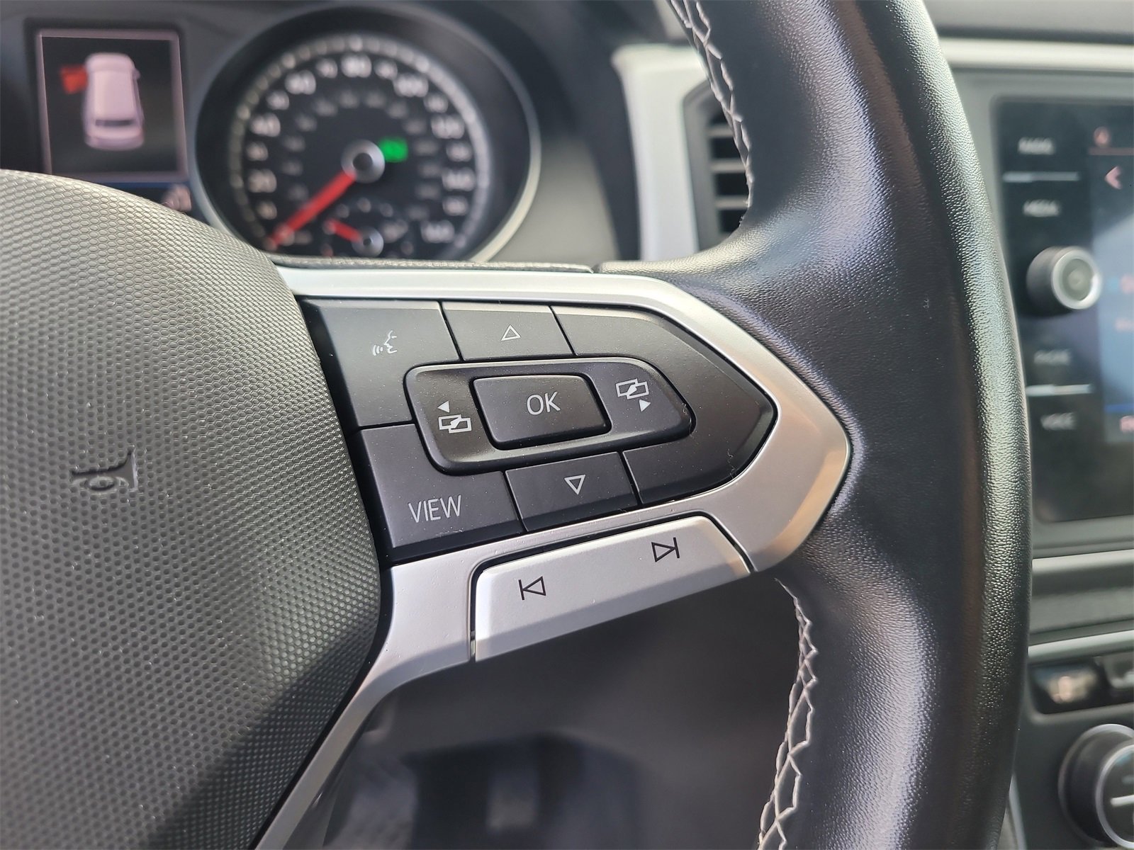 Used 2021 Volkswagen Atlas SE image 31