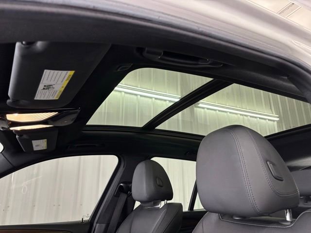 Used 2019 BMW X3 sDrive30i w/ Driving Assistance Package image 9