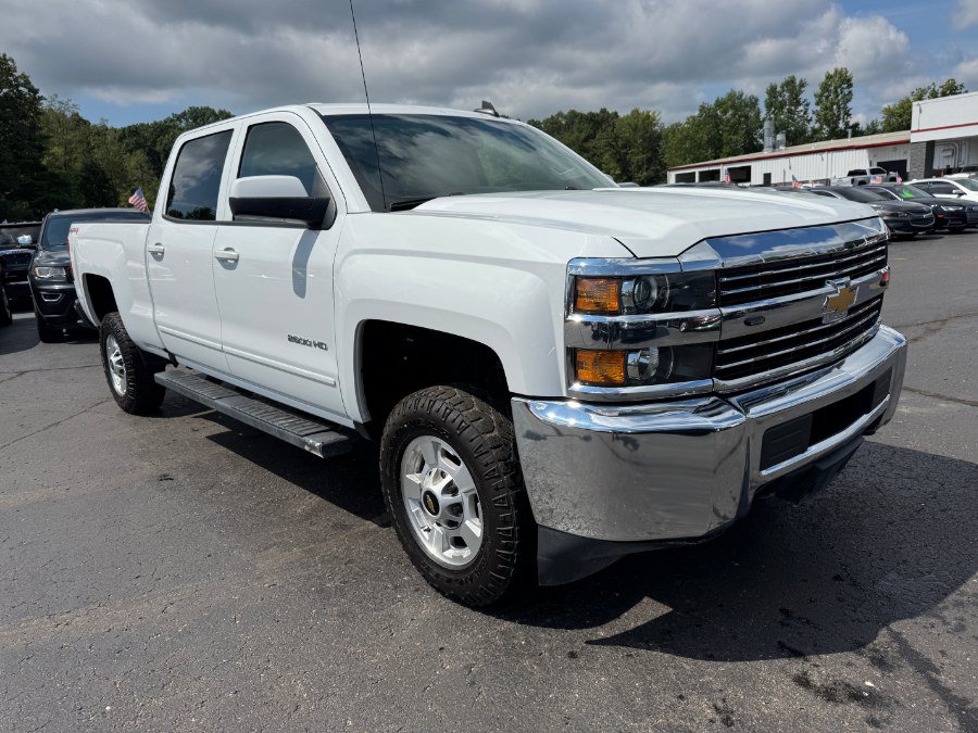 Used 2017 Chevrolet Silverado 2500 LT AWD/4WD image 7