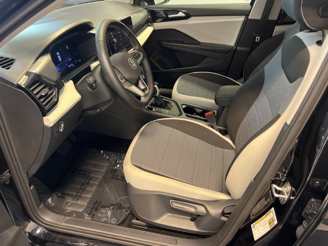 Certified 2025 Volkswagen Taos S FWD image 6