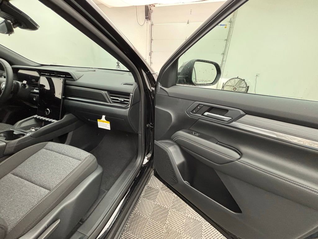 New 2026 GMC Terrain Elevation w/ Technology Package II image 30