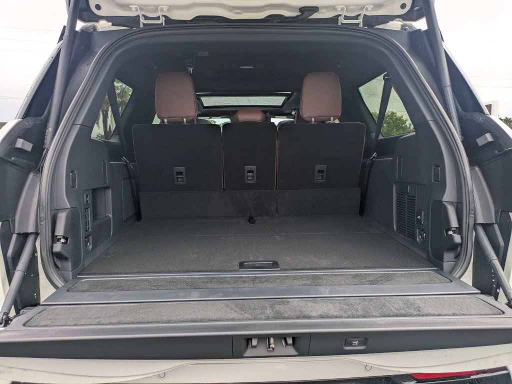 New 2027 Lincoln Navigator L Reserve AWD/4WD image 14