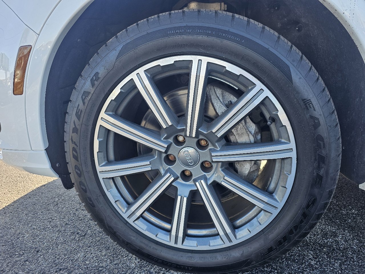 Used 2017 Audi Q7 3.0T Premium Plus image 9