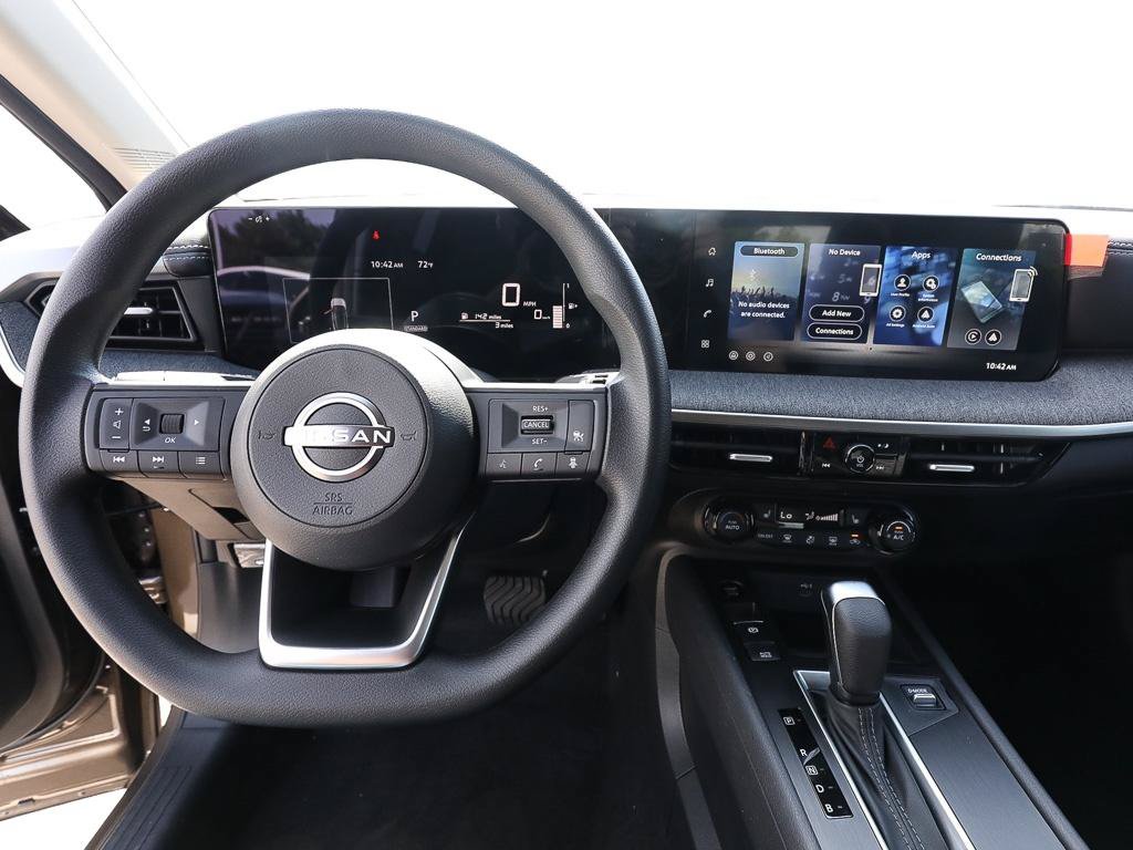 New 2026 Nissan Kicks SV w/ Interior Electronics Package AWD/4WD image 10