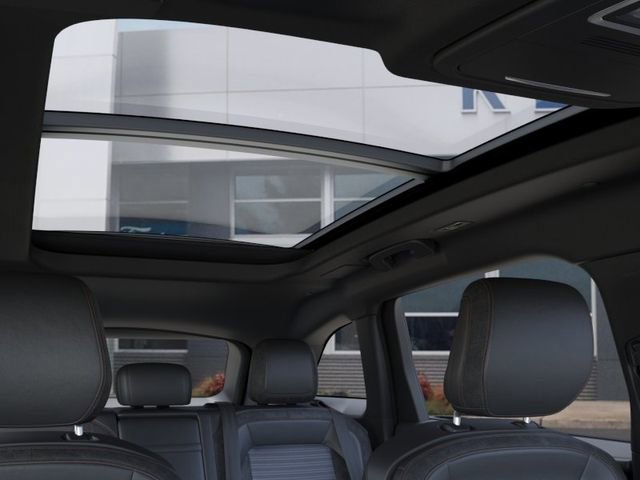 Used 2025 Lincoln Nautilus Reserve w/ Jet Appearance Package AWD/4WD image 22
