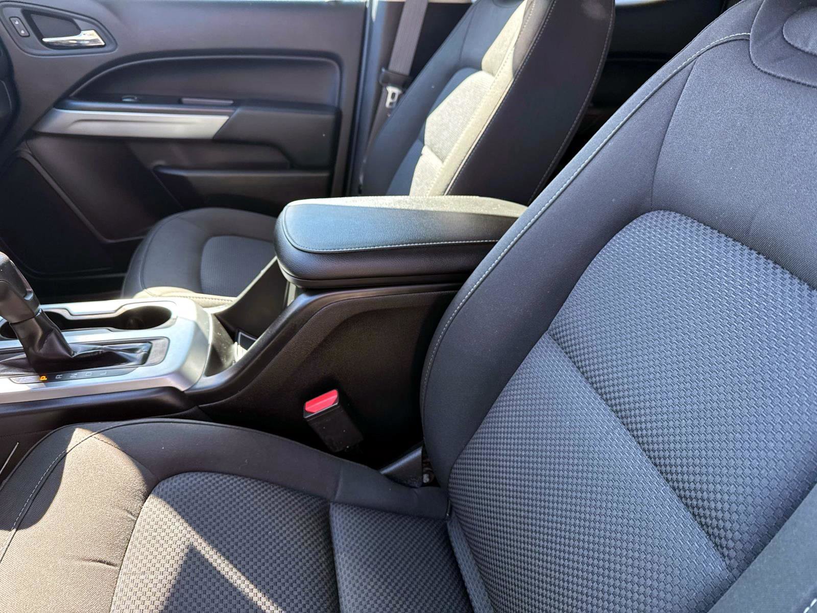 Used 2020 Chevrolet Colorado LT w/ LT Convenience Package image 13