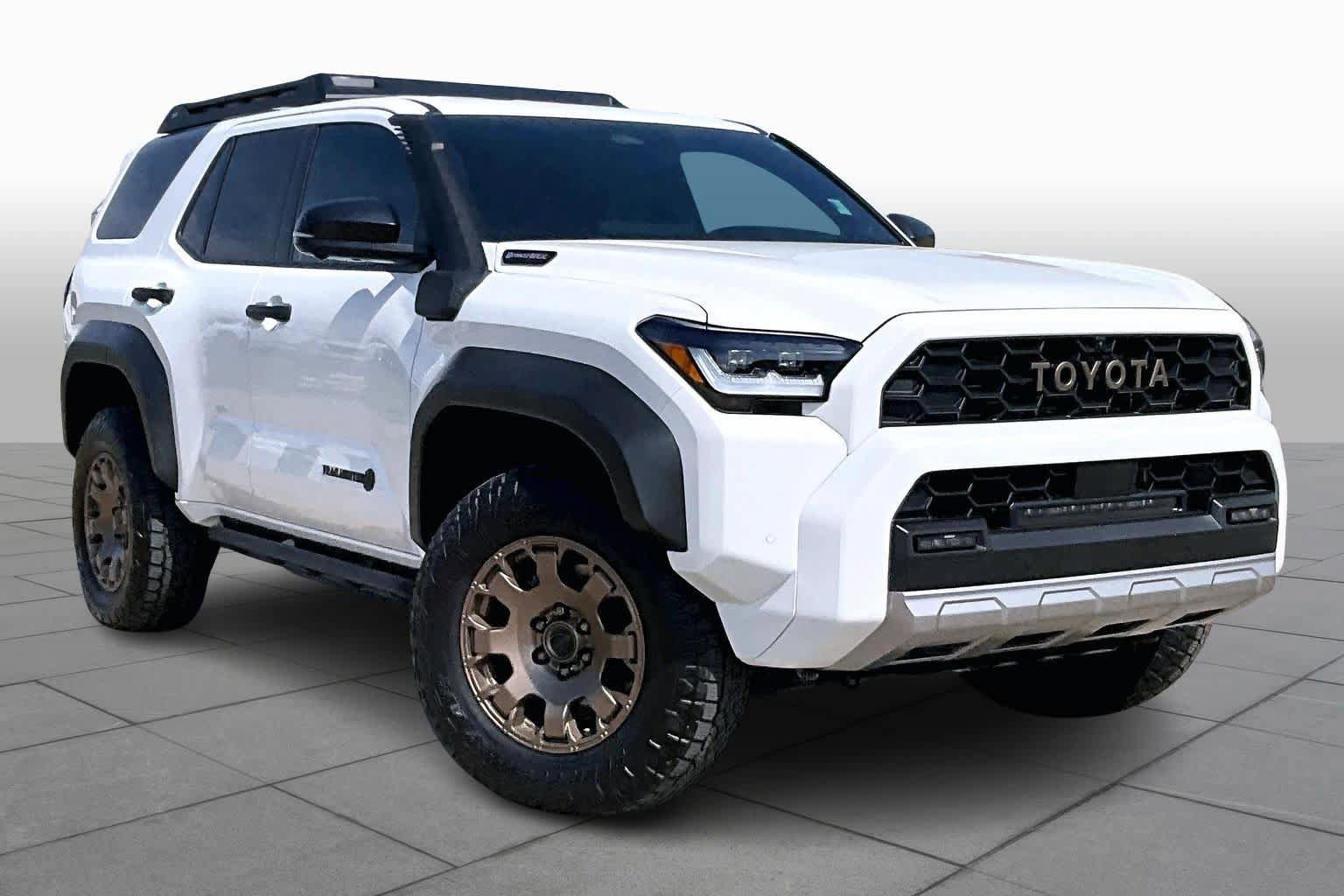 Used 2025 Toyota 4Runner Trailhunter AWD/4WD image 3
