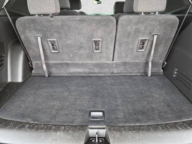 Used 2023 Chevrolet Traverse LT w/ LPO, Cargo Package AWD/4WD image 6
