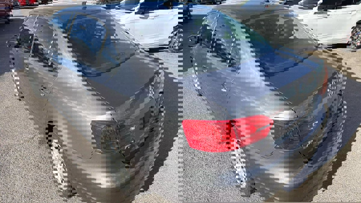 Used 2011 Volkswagen Jetta TDI image 5