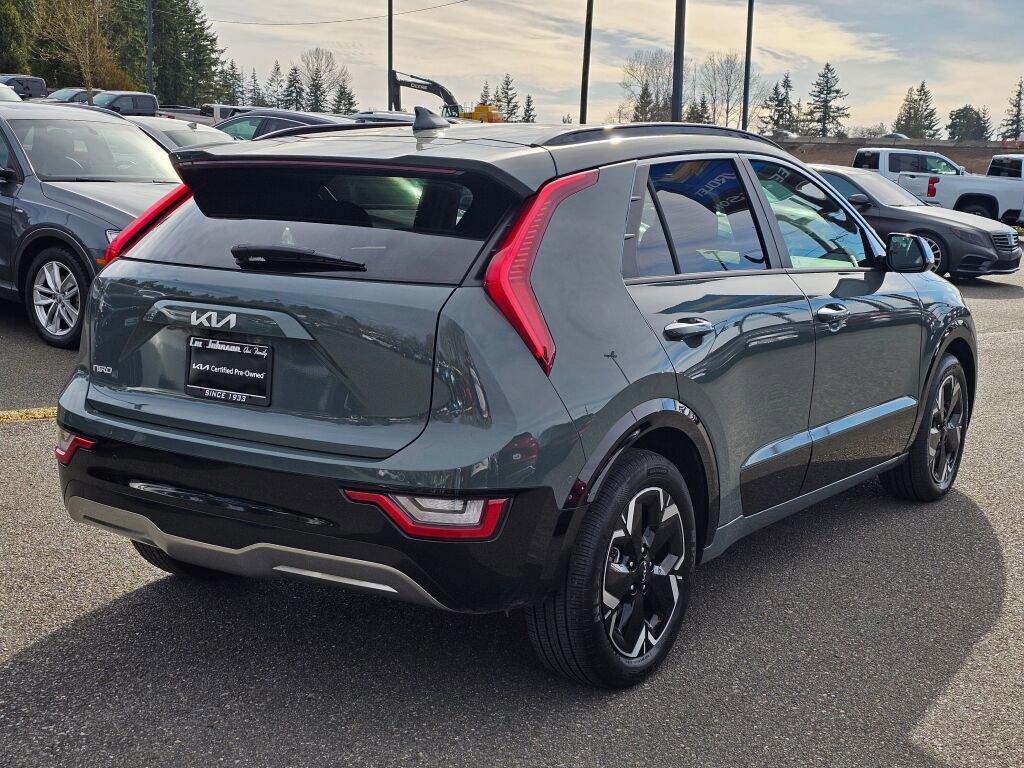Certified 2023 Kia Niro Wave w/ Wave Preserve Package image 5