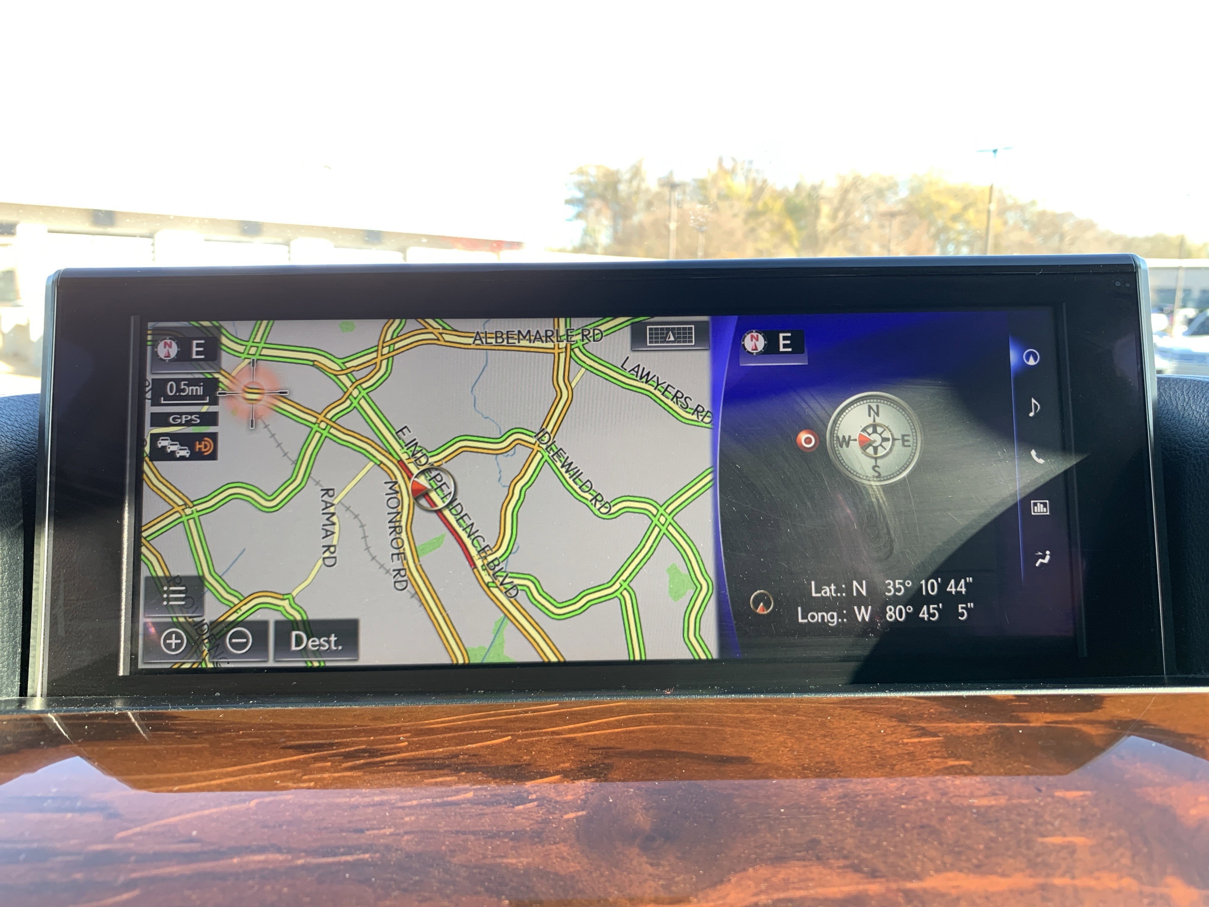 Used 2017 Lexus LX 570 4WD image 23