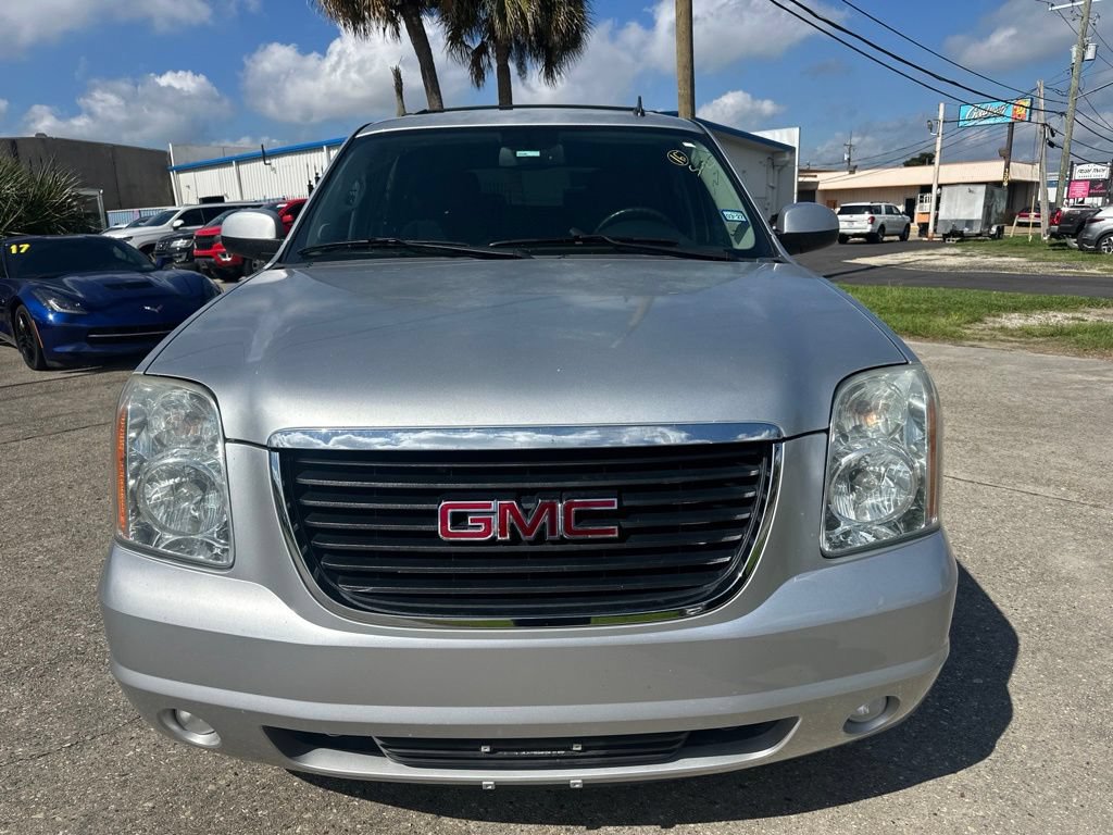 Used 2014 GMC Yukon SLE RWD image 2