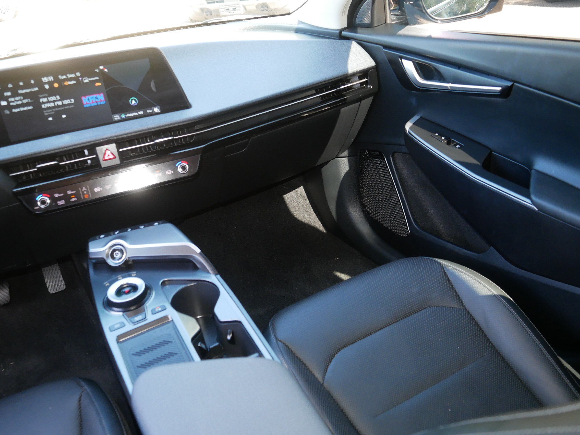 Certified 2024 Kia EV6 Wind w/ Wind Technology Package AWD/4WD image 11