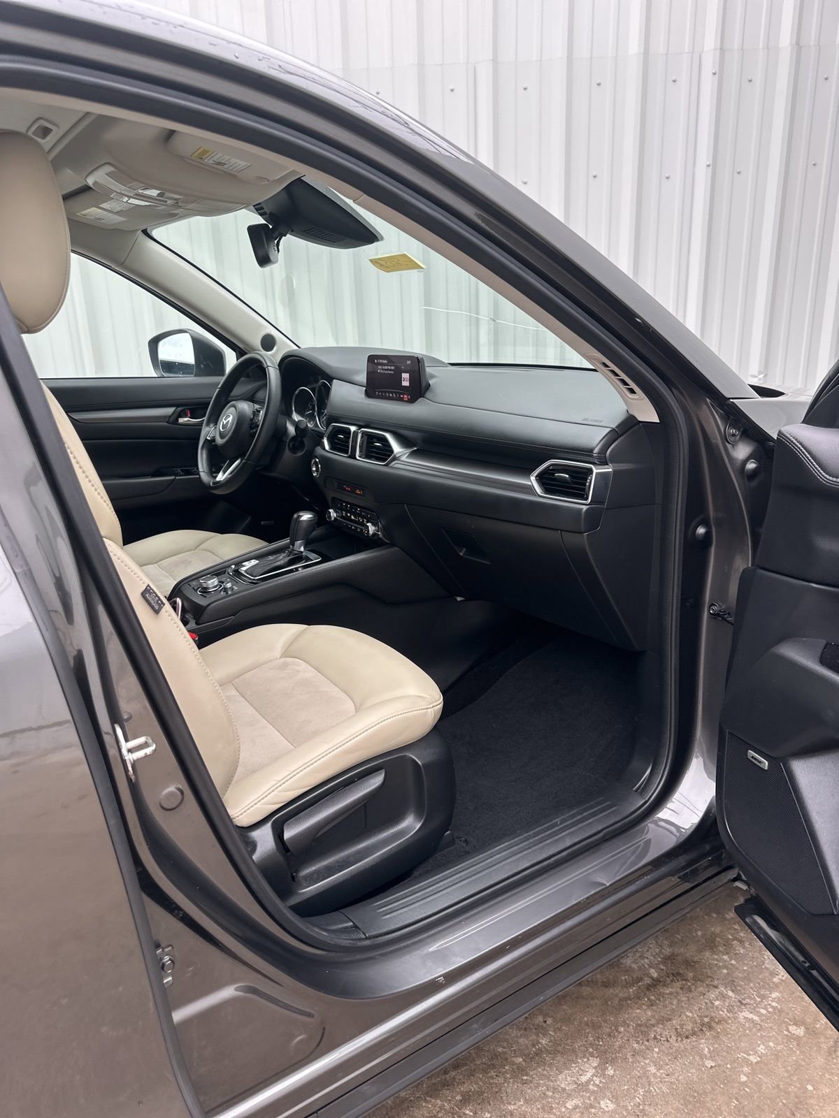 Used 2019 MAZDA CX-5 Touring image 16