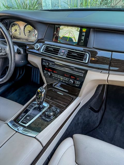 Used 2011 BMW ActiveHybrid 7 Li RWD image 31