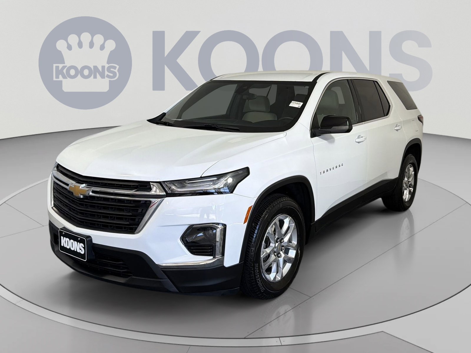 Used 2023 Chevrolet Traverse LS