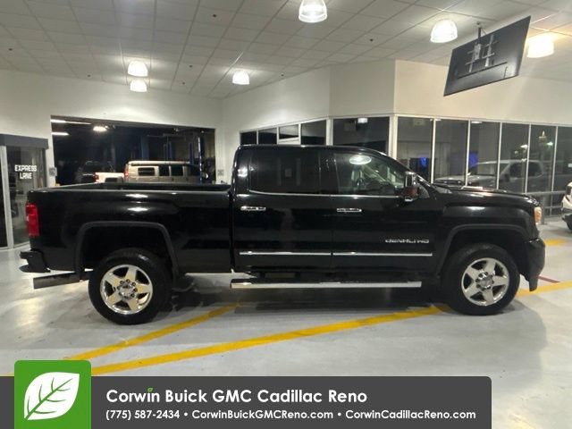 Certified 2015 GMC Sierra 2500 Denali w/ Duramax Plus Package AWD/4WD image 9