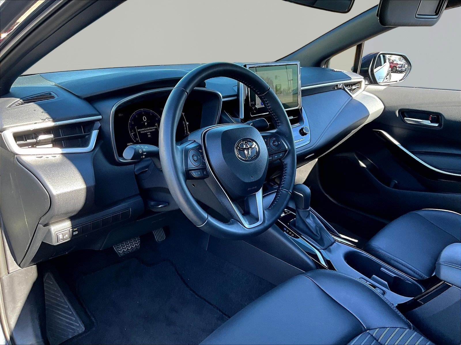 Used 2024 Toyota Corolla XSE FWD image 17