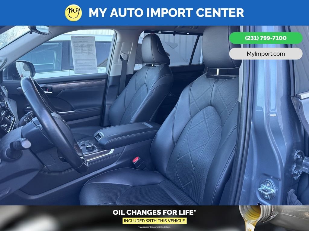 Used 2023 Toyota Highlander Platinum image 7