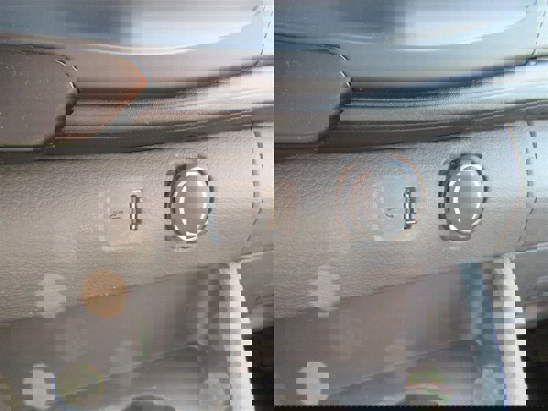 Used 2022 Ford Transit Connect XL image 33