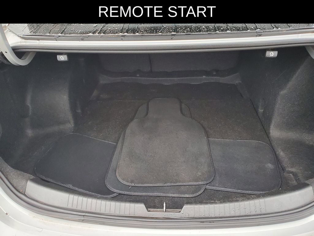 Used 2020 Chevrolet Malibu LT image 6