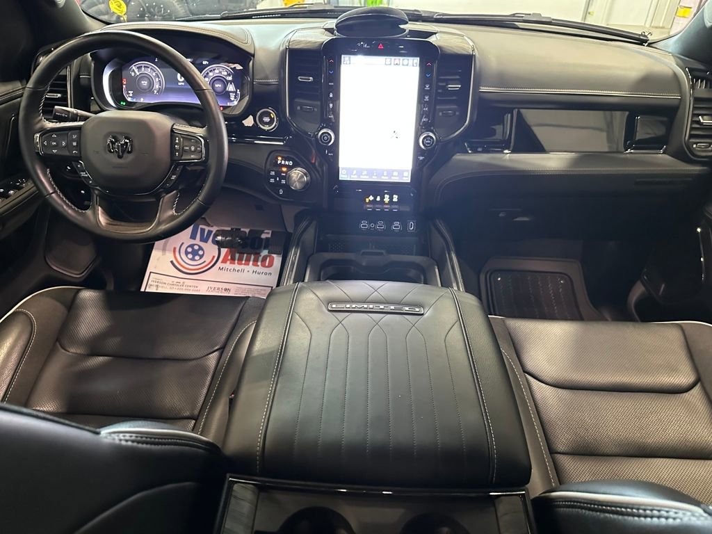 Used 2025 RAM 1500 Limited AWD/4WD image 27