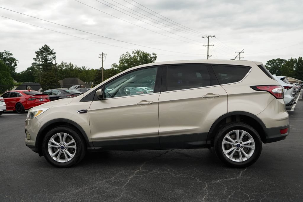Used 2017 Ford Escape SE FWD image 22