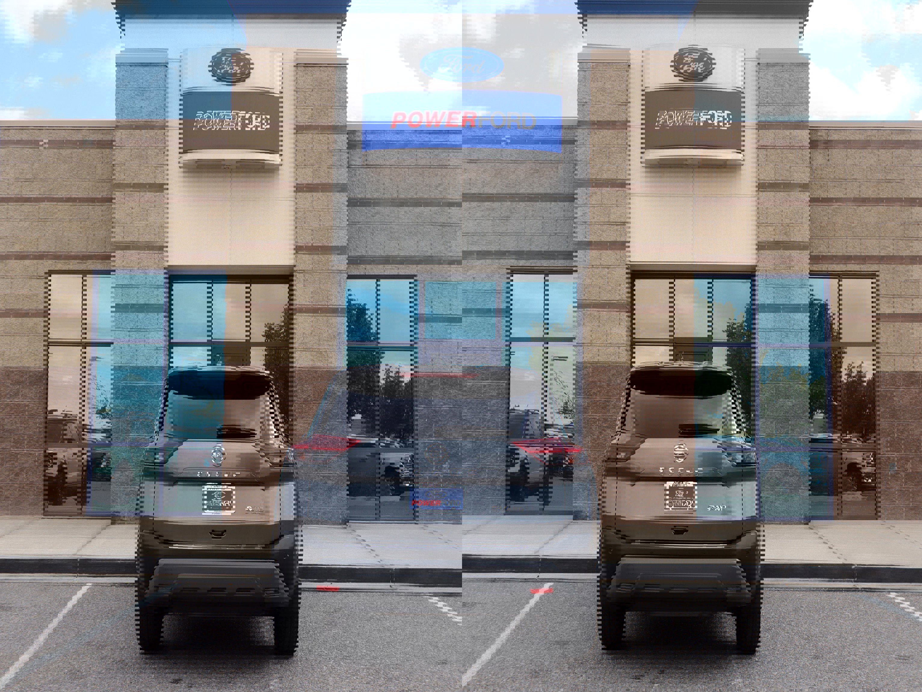 Used 2021 Nissan Rogue SV image 7