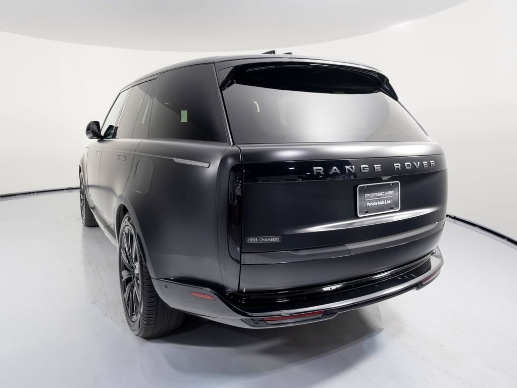 Used 2024 Land Rover Range Rover Autobiography AWD/4WD image 8