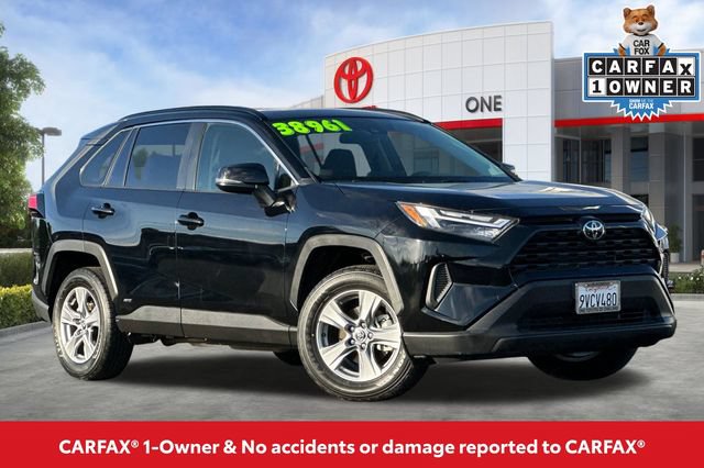Used 2025 Toyota RAV4 XLE w/ Convenience Package AWD/4WD image 2