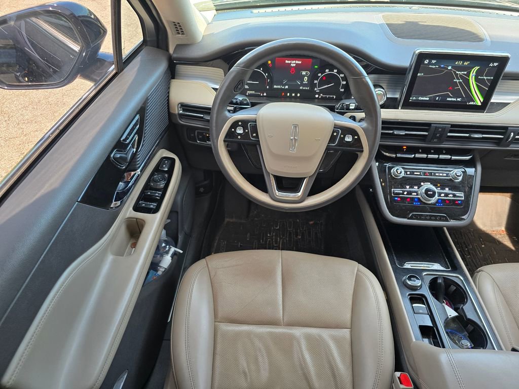 Used 2022 Lincoln Corsair FWD w/ Premium Package image 19