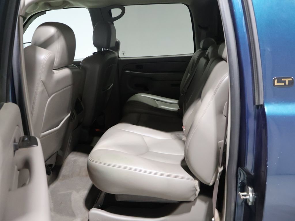 Used 2006 Chevrolet Avalanche LS image 17