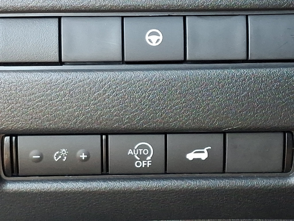 Certified 2023 Nissan Rogue SV w/ SV Premium B Package AWD/4WD image 27