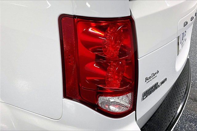 Used 2016 Dodge Grand Caravan SE image 20