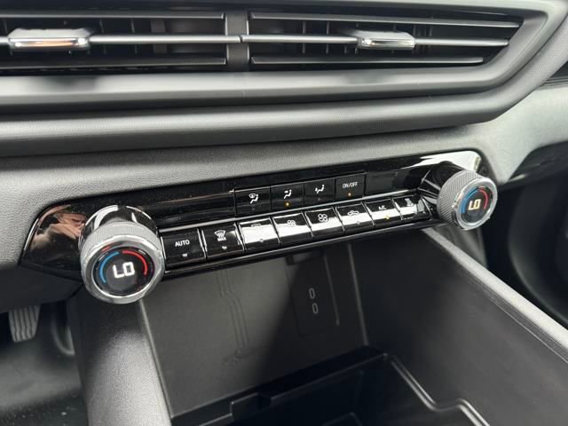 New 2024 Chevrolet Silverado EV W/T image 32