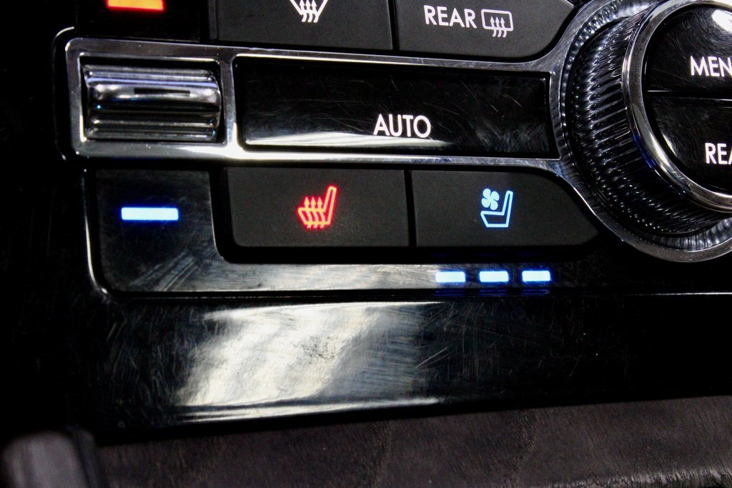 Used 2023 Lincoln Navigator Reserve w/ Equipment Group 201A image 5