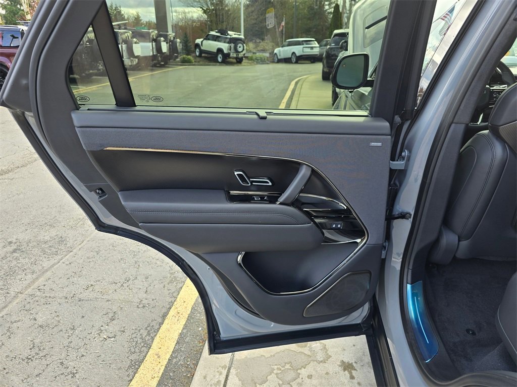 New 2025 Land Rover Range Rover Sport SV Edition Two image 24