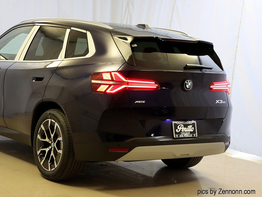 New 2026 BMW X3 xDrive30 w/ Premium Package image 8