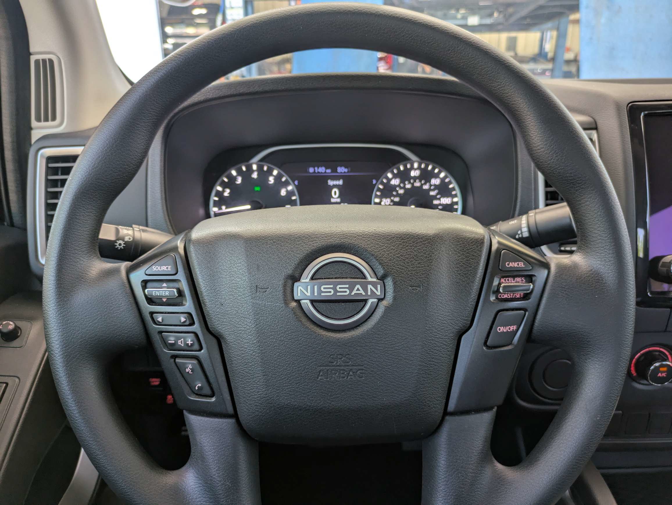 Used 2024 Nissan Frontier SV RWD image 18