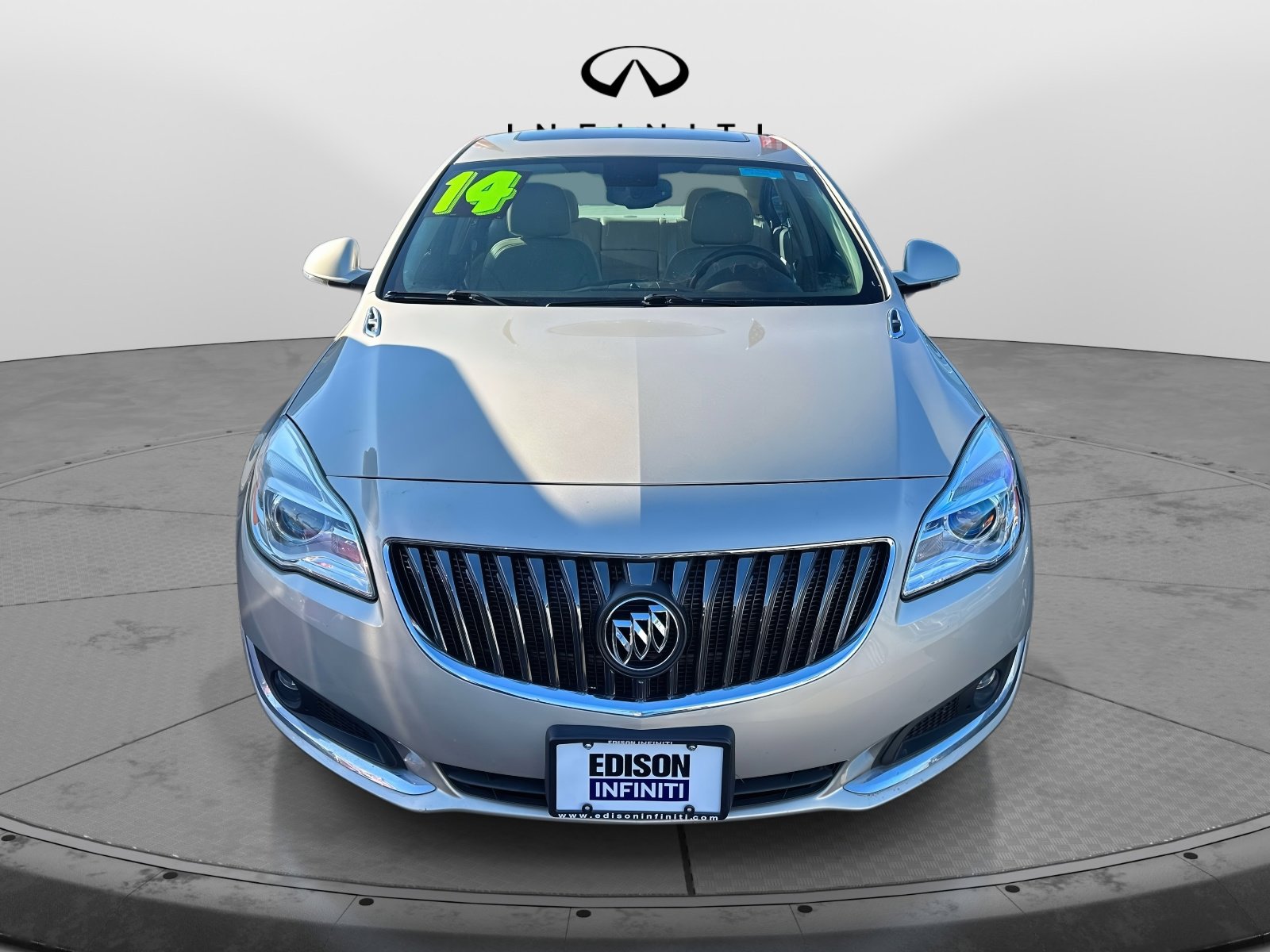Used 2014 Buick Regal image 3