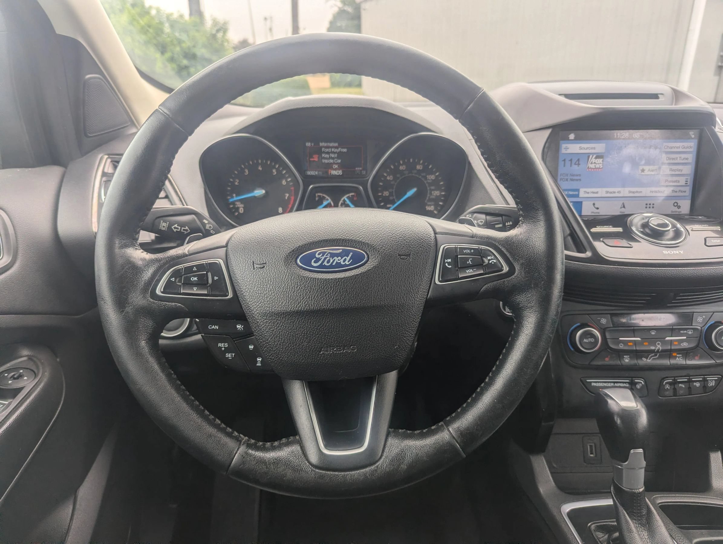 Used 2018 Ford Escape Titanium w/ Ford Safe & Smart Package AWD/4WD image 12