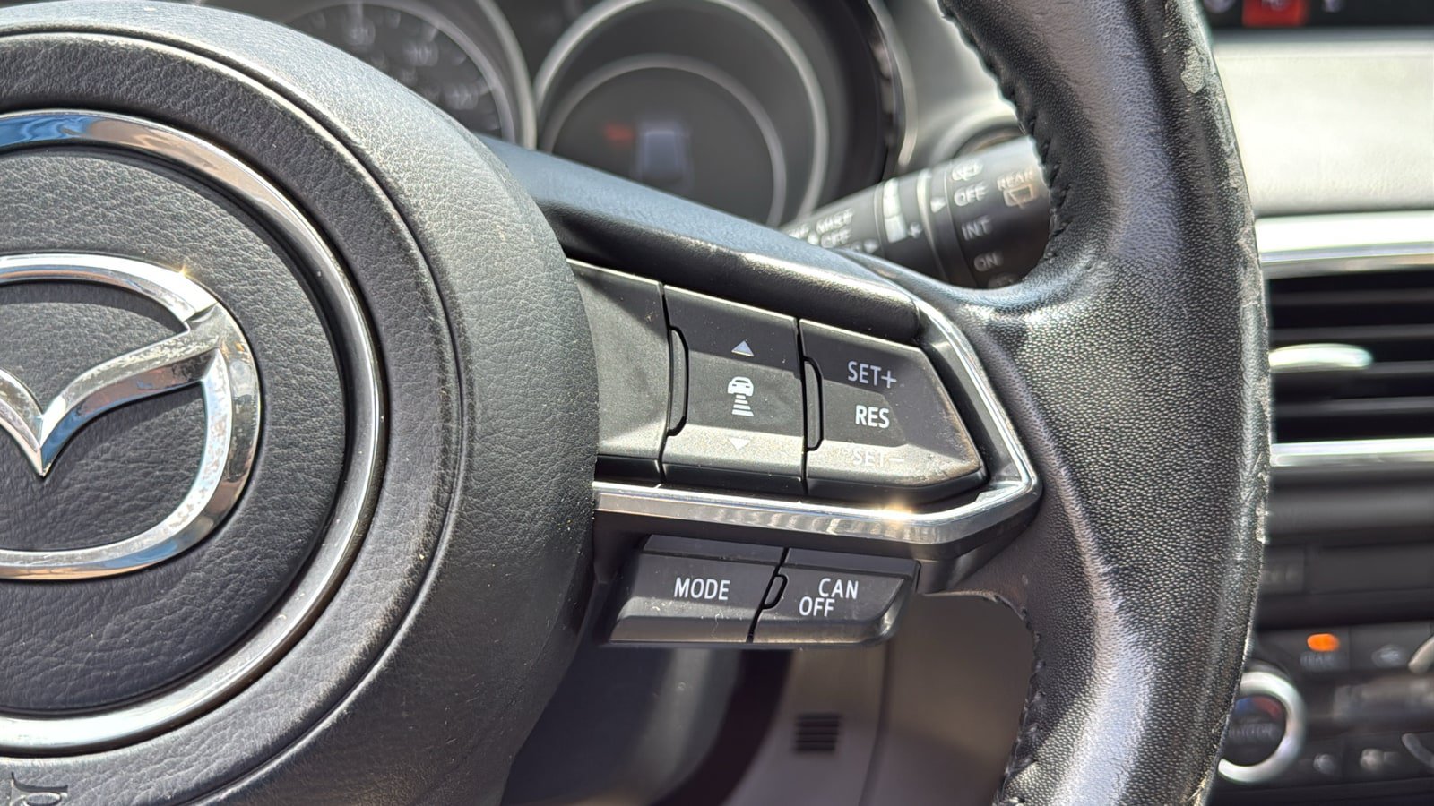 Used 2018 MAZDA CX-9 Touring w/ Touring Premium Package AWD/4WD image 13