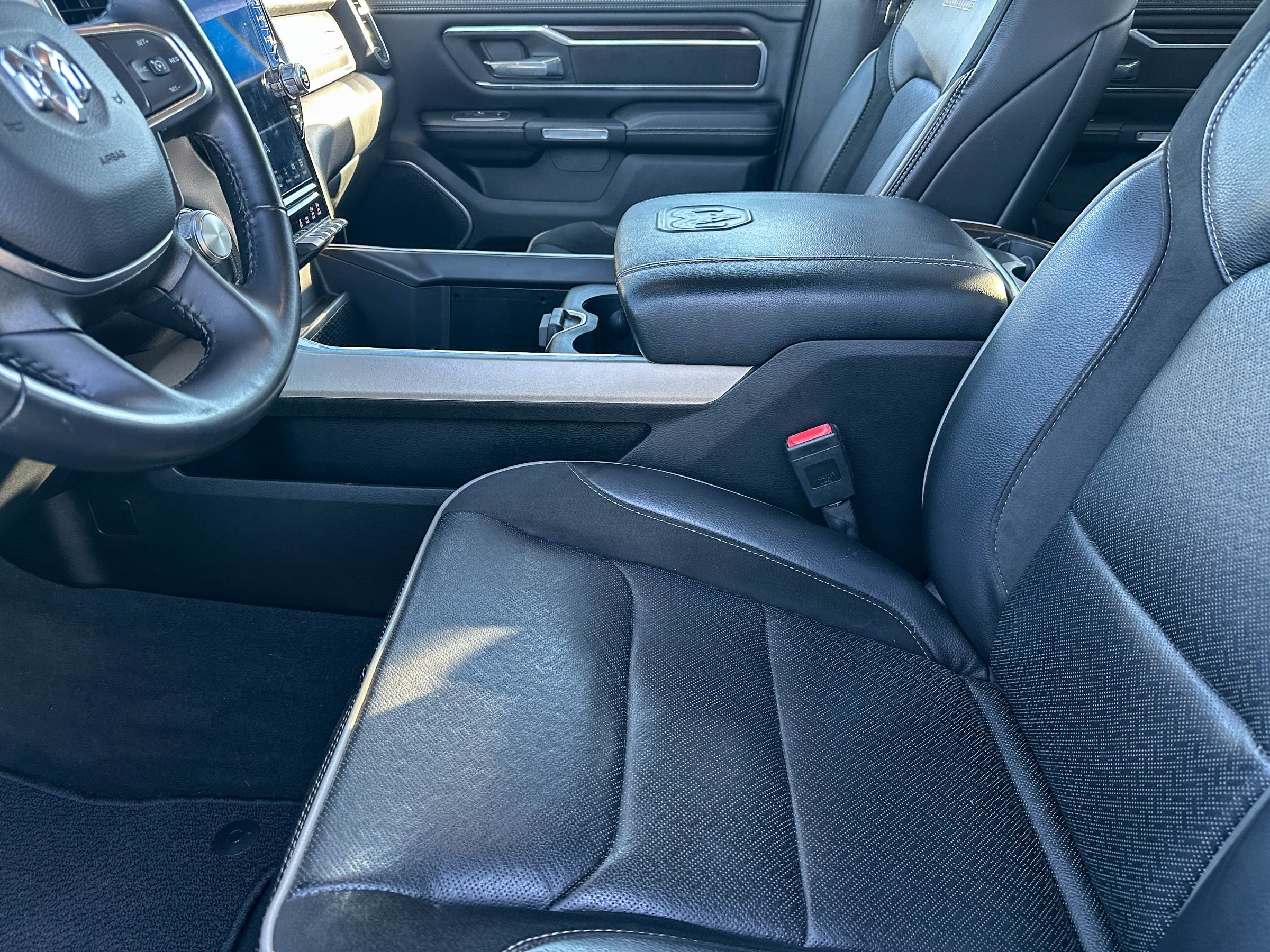 Used 2022 RAM 1500 Laramie RWD image 13