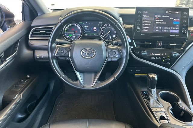 Used 2021 Toyota Camry XSE FWD image 14