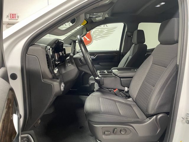 Used 2023 GMC Sierra 1500 Elevation AWD/4WD image 11