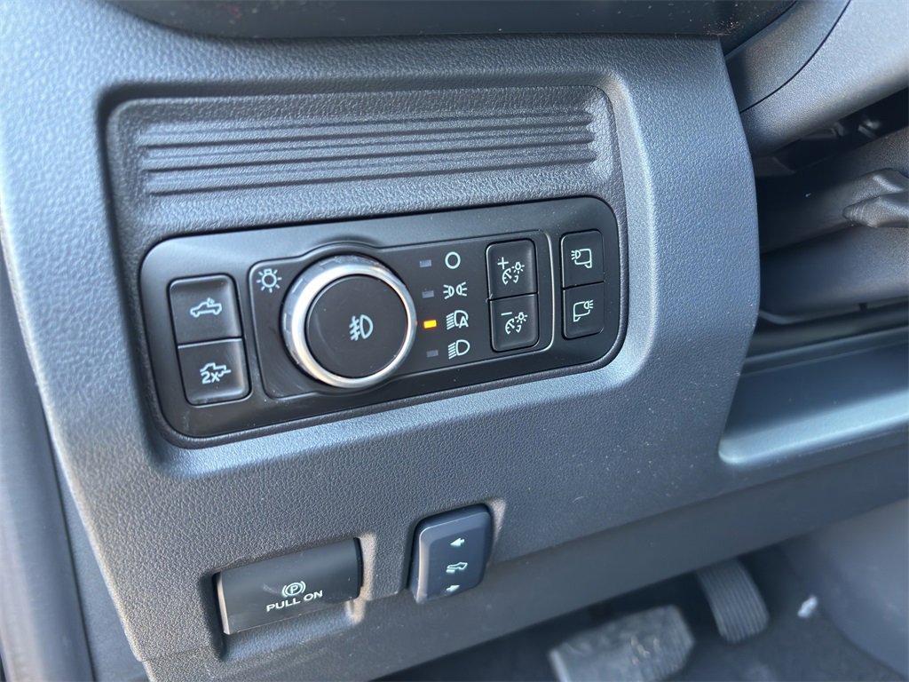New 2026 Ford F250 Lariat w/ Chrome Package image 16