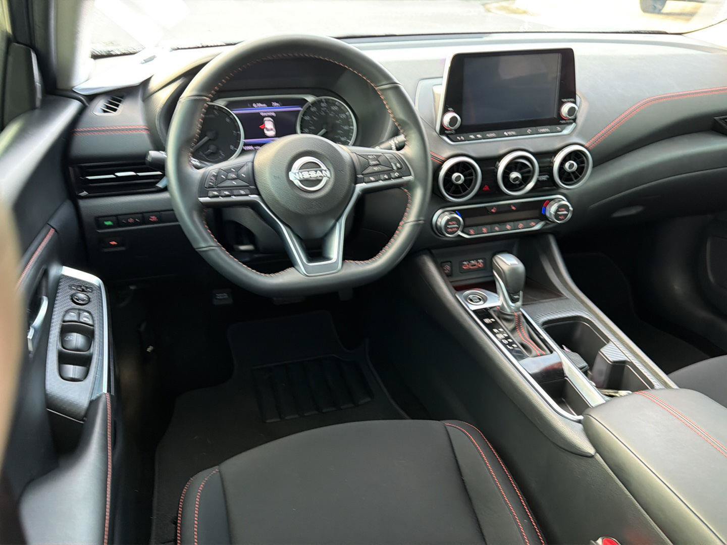 Used 2024 Nissan Sentra SR FWD image 18
